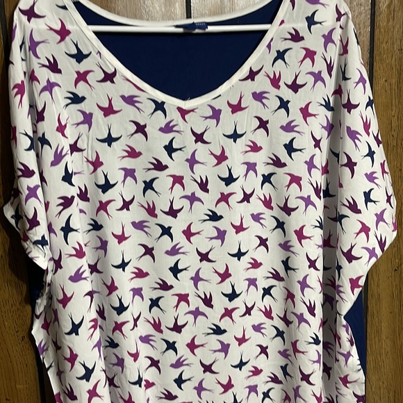 NorthCrest Blouse - Picture 2 of 6